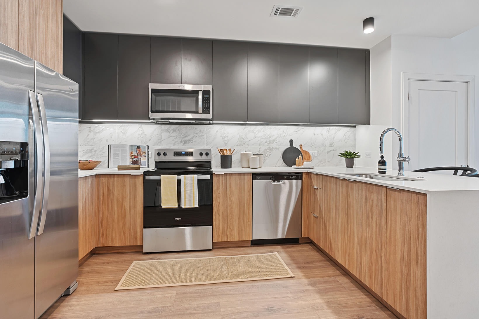 Spacious kitchens with thoughtful details kitchen with under cabinet lighting
